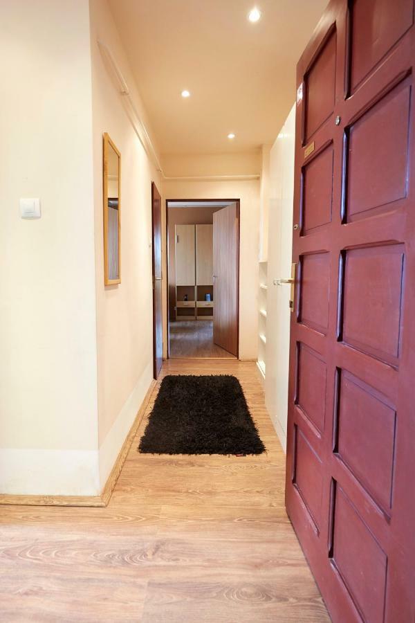 Egyetemvaros - A. Apartman Pécs Extérieur photo